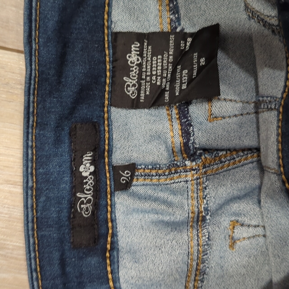 Jeans Bundle - Picture 3 of 8